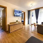 Haus Am Lift Apartment