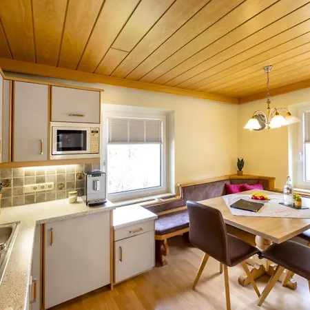 Haus Am Lift Apartment